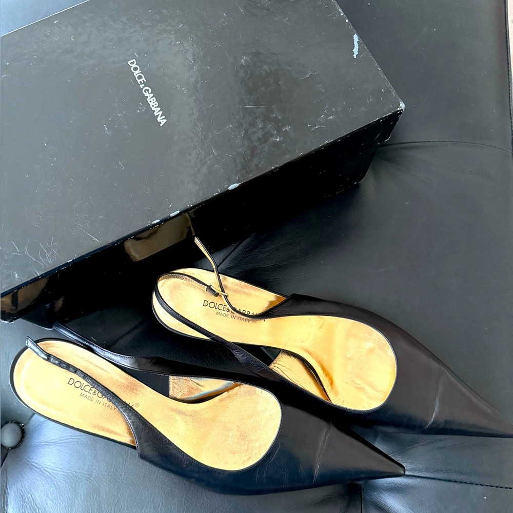 Dolce & Gabbana black pump size 41